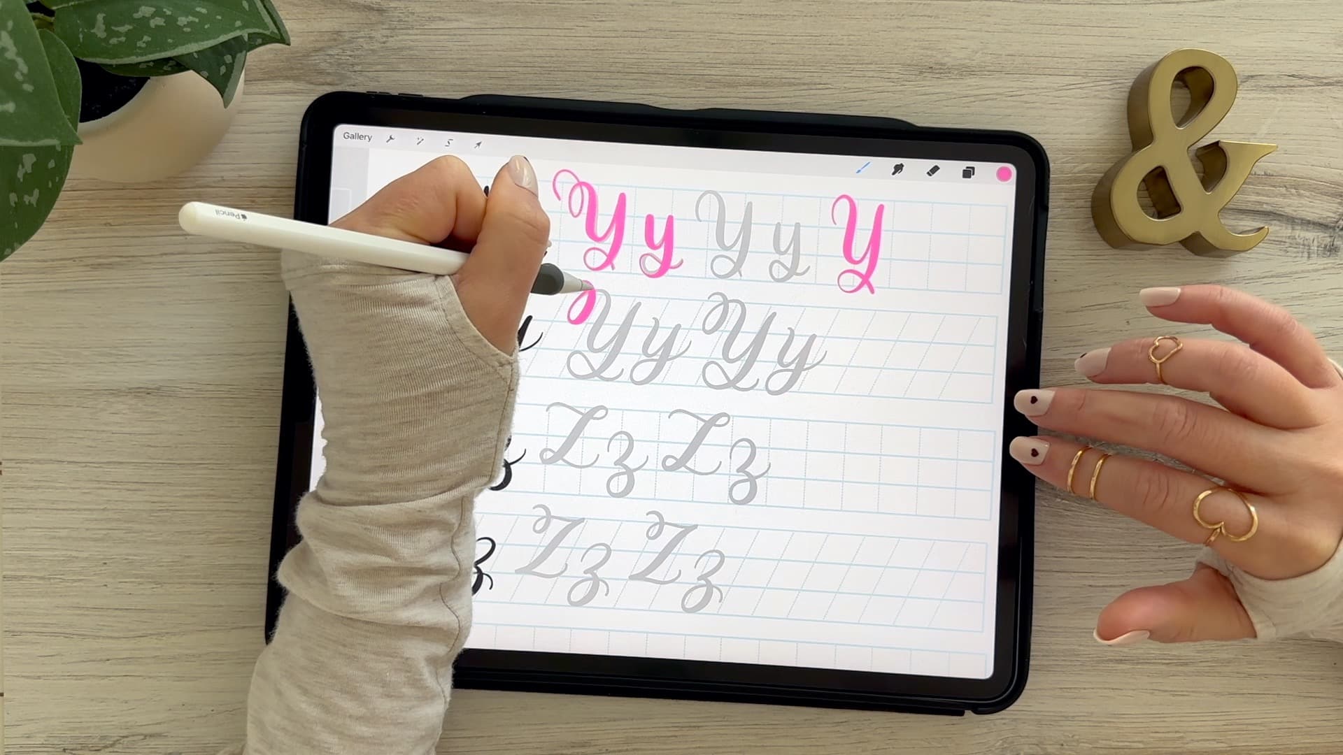 Calligraphy Y: Uppercase & Lowercase (Video Tutorial). Learn to draw the letter Y in this step-by-step brush calligraphy video tutorial for beginners.
